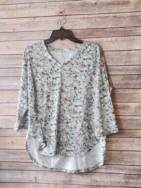 Light Blue Floral V-Neck Tunic Top with Relaxed Fit